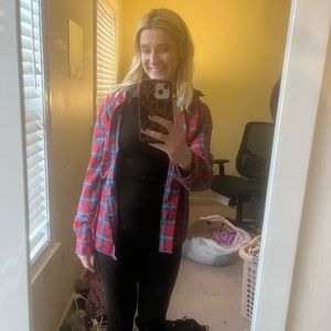 This is a basic flannel that pairs well with anything and is so cozy. :)